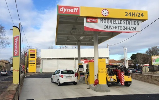 Station Dyneff Automate