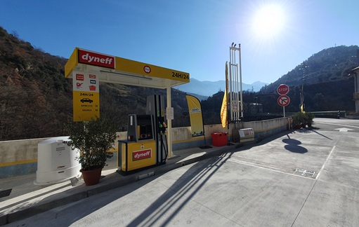 station dyneff automate olette