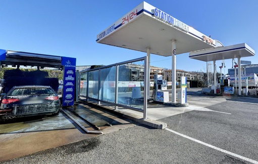 Station Fuel Laurent 