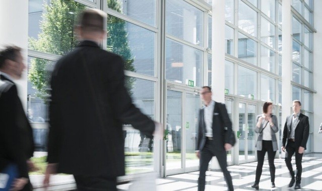 Contrat+ entreprises &eacute;lectricit&eacute; sur-mesure - Dyneff