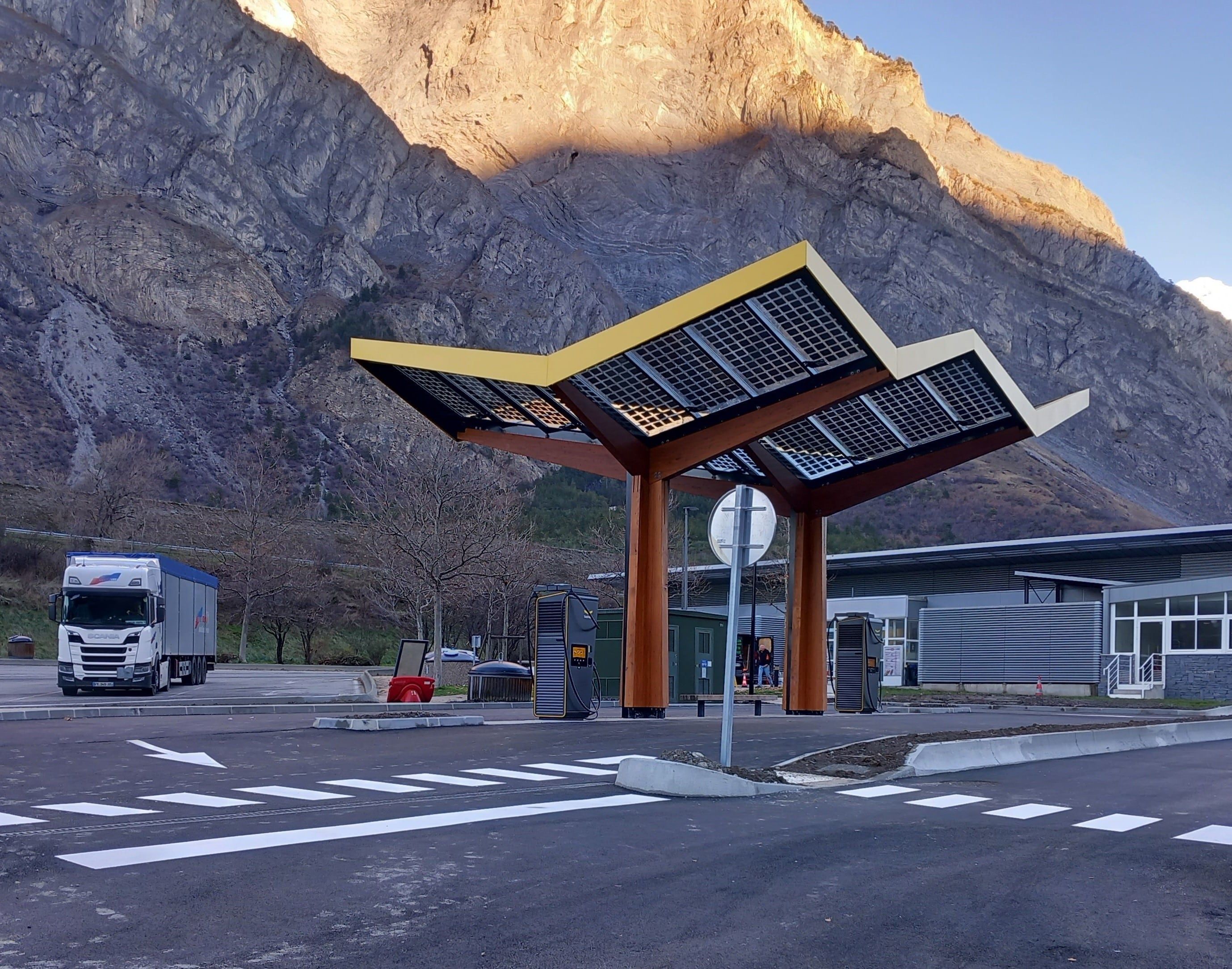 IRVE STATION DYNEFF ST JULIEN 